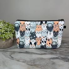 Load image into Gallery viewer, Pouch - Cats In A Row Blue
