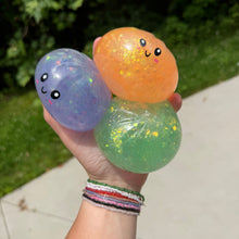 Load image into Gallery viewer, Squishy Toy - Viral Dumpling, Quick Squeeze Glitter - Mint

