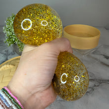 Load image into Gallery viewer, Squishy Toy - Viral Dumpling, Gold Glitter

