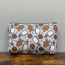 Load image into Gallery viewer, Pouch - Christmas - Gingerbread Milk &amp; Cookies

