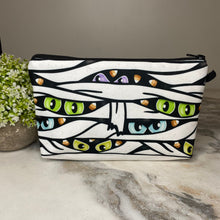 Load image into Gallery viewer, Pouch - Halloween Fall - Mummies

