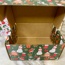 Load image into Gallery viewer, Christmas Gift Box with Crinkle Paper - Small Style 2
