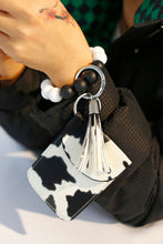 Load image into Gallery viewer, Bead Wristlet Key Chain with Wallet
