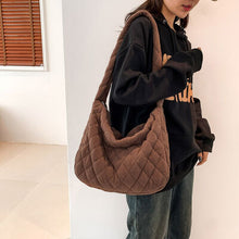 Load image into Gallery viewer, Corduroy Medium Shoulder Bag
