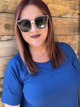 Load image into Gallery viewer, Samanthas

