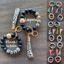Load image into Gallery viewer, Silicone Bead Keychain Wristlet
