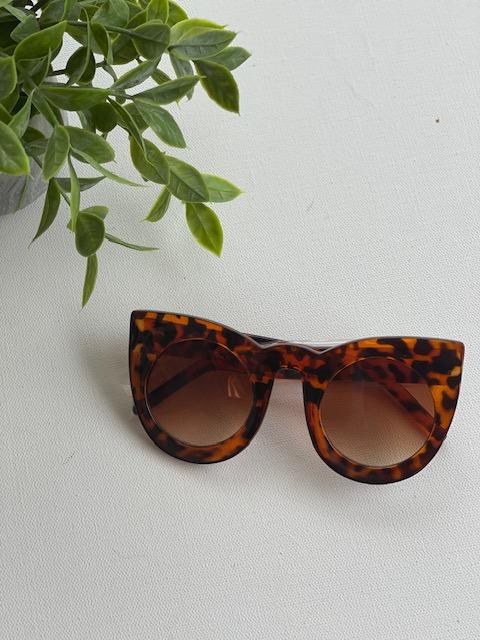 Cat Eye