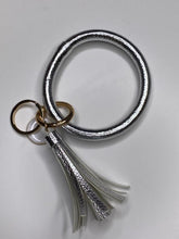 Load image into Gallery viewer, Bangle Key Chain
